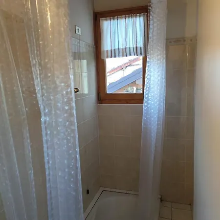 Casa Di Lena Lägenhet Gravedona